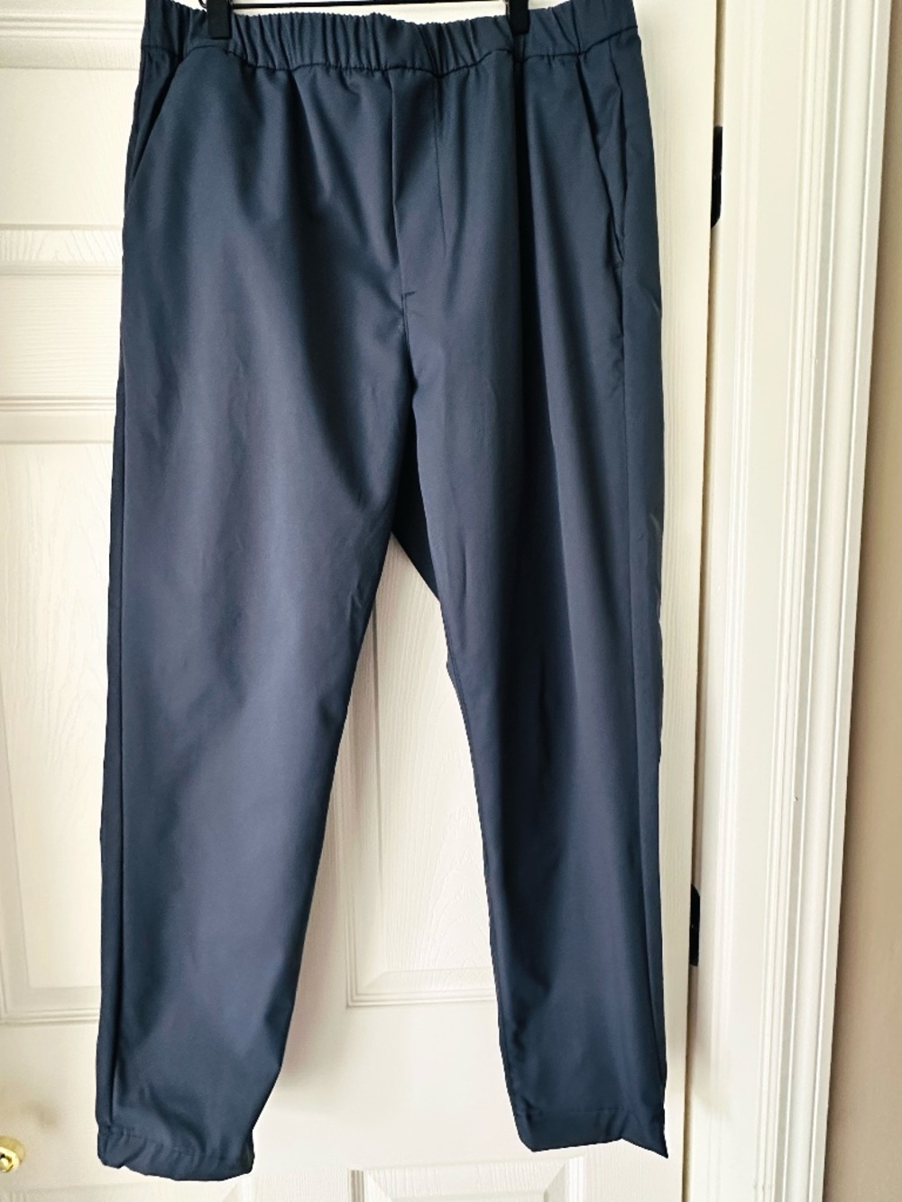 Calvin Klein Classic Fit Navy Pants Elastic Waist Zip Pocket Size L